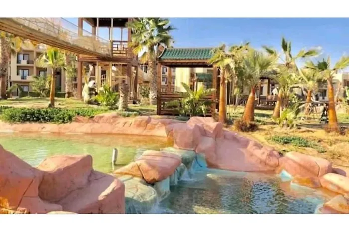 شاليه بقريه بلو باي اسيا العين السخنه للعائلات Aparthotel