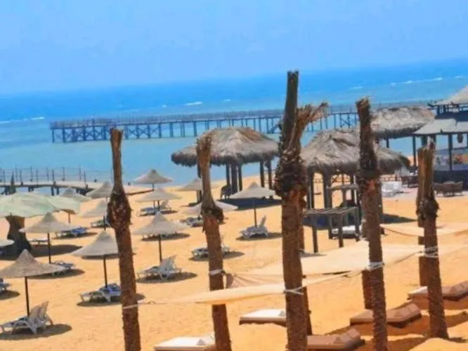 شاليه بقريه بلو باي اسيا العين السخنه للعائلات Aparthotel