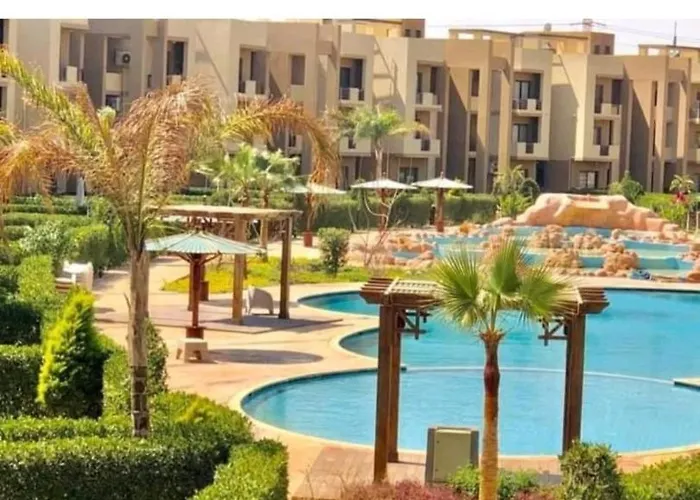 شاليه بقريه بلو باي اسيا العين السخنه للعائلات * Ain Sukhna