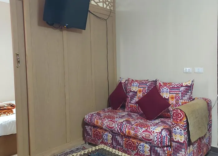 Aparthotel شاليه بقريه بلو باي اسيا العين السخنه للعائلات *